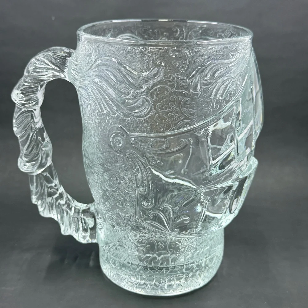 Vintage Excalibur Las Vegas Knight Helmet Beer Mug Luminarc Casino Stein RARE - Picture 2 of 6